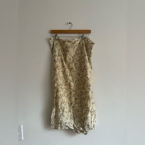 Floral Cream pillowcase